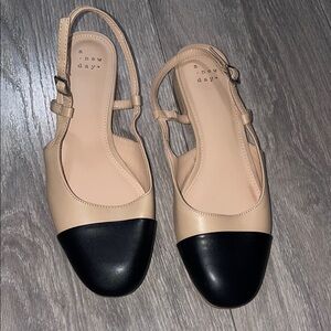 A New Day Women's Black and Tan Slingback Flats